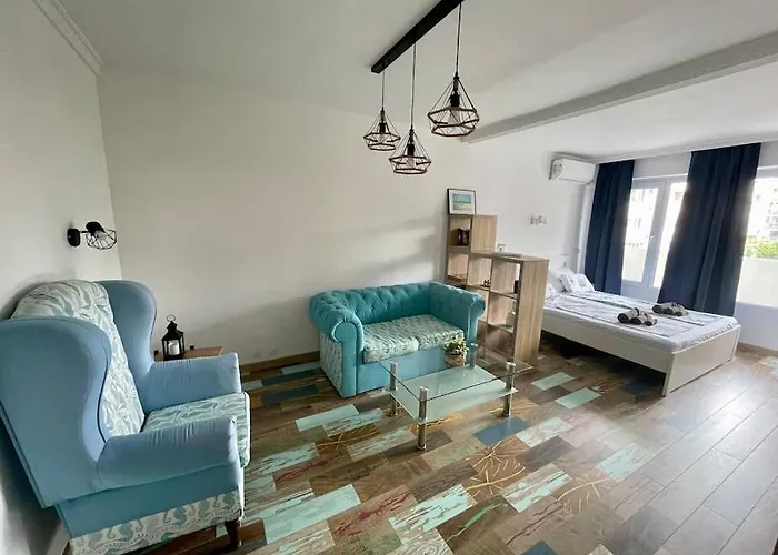 Daire Sunny Seaside Retreat In