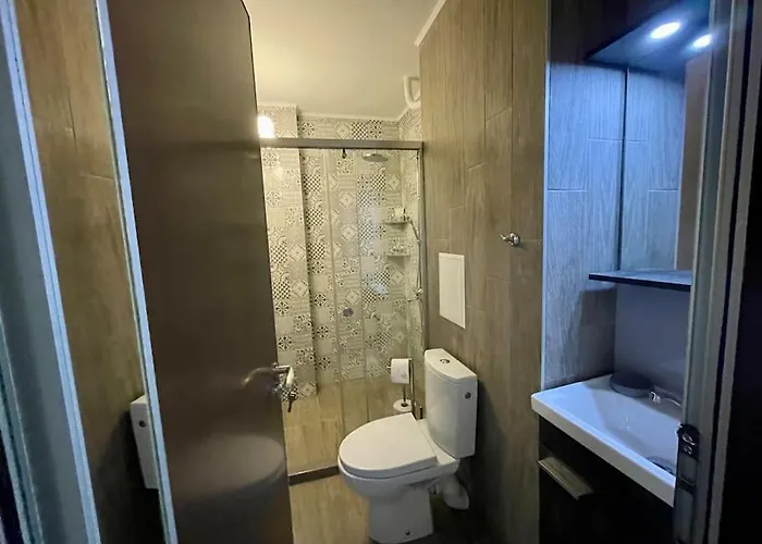 Daire Sunny Seaside Retreat In *