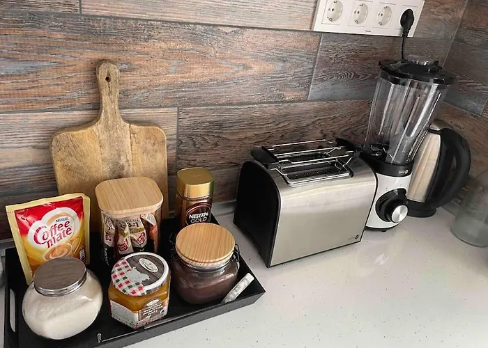 Sunny Seaside Retreat In Burgas City