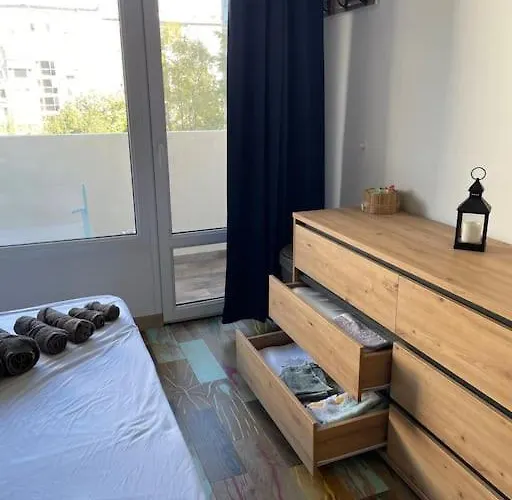 Sunny Seaside Retreat In * Burgas City